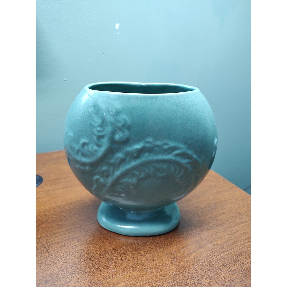 Vintage Art Pottery Vase Green Feather Design Planter 6.5" x 6.5"